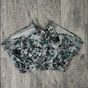 Lululemon Hotty hot shorts size 8 Tall